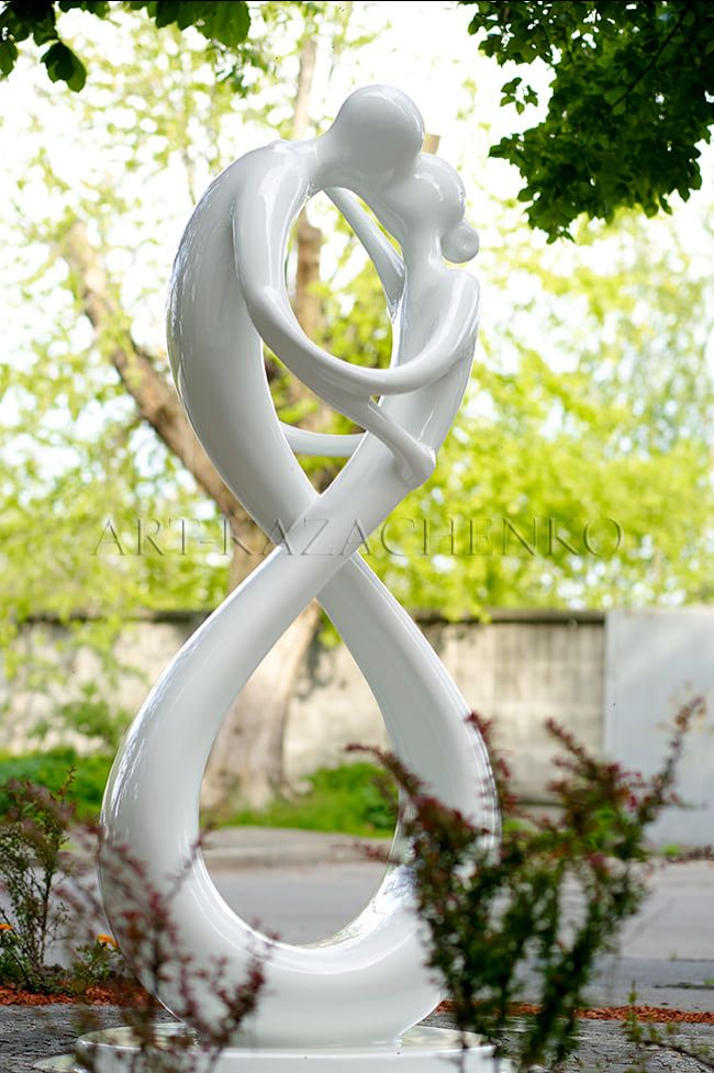 Скульптура «Бесконечность» г. Киев
