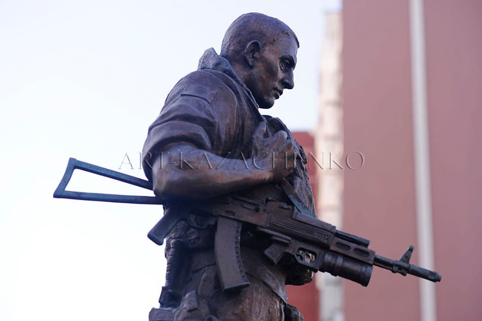Памятник «Воину Добровольцу АТО» г. Киев